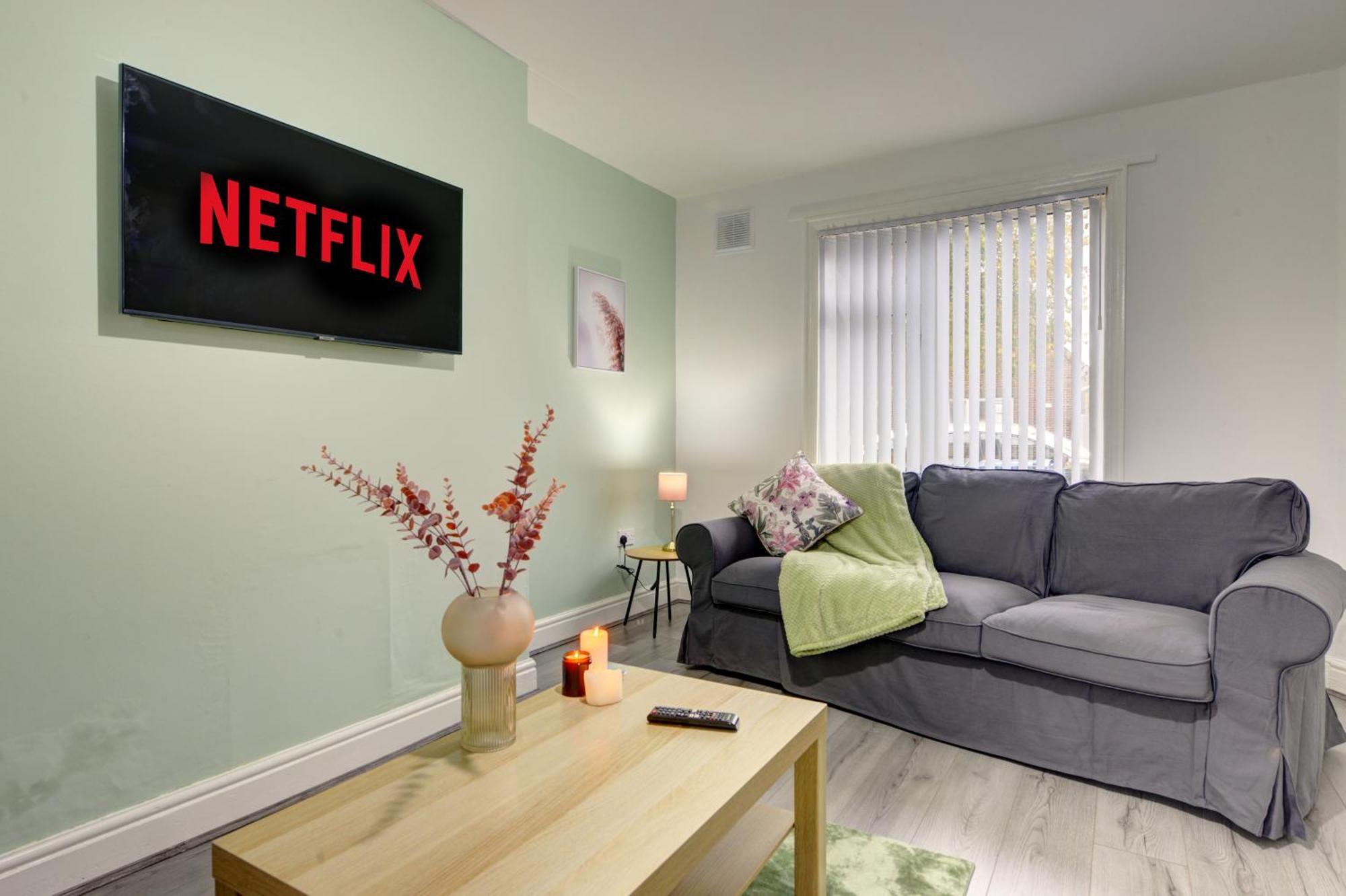 Stunning And Lovely 3 Bed House - Catch 22 코번트리 외부 사진
